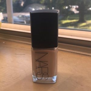 NARS Sheerglow Foundation Fiji
